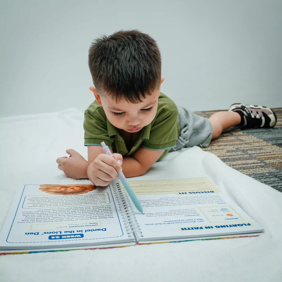The Bible in One Year for Kids (English)